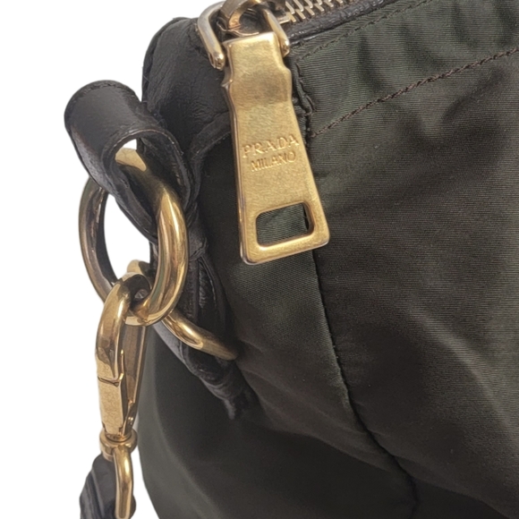 ⭐PRADA Tessuto Cross Body Bag - Picture 3 of 15